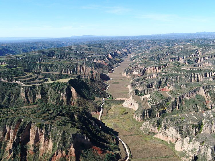 中國水利報(bào)-山西稿件配圖-隰縣江家溝溝壩地4-750.jpg