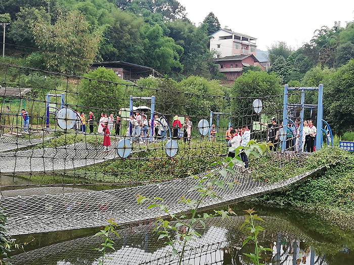 6學(xué)生實踐體驗活動現(xiàn)場.jpg