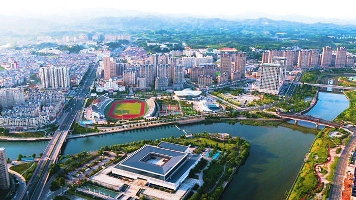 2山清水秀花園式翠城.jpg