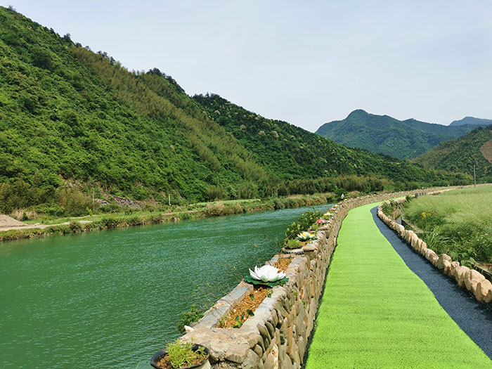 4小流域水土流失綜合治理.jpg
