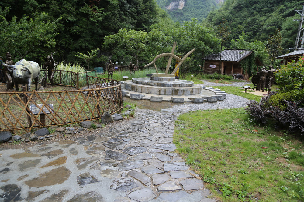以獎代補(bǔ)鄉(xiāng)村旅游.JPG