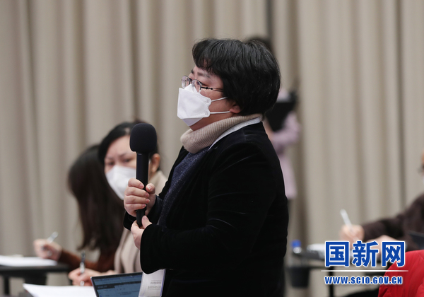 7長江日報駐京記者提問_large.jpg
